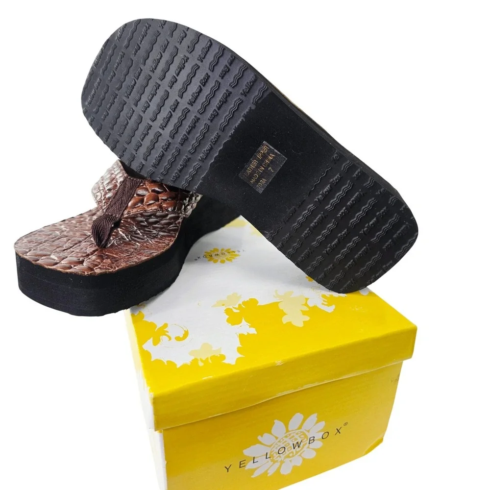 Yellow Box Toga Brown Croc Embossed Leather Platform Flip Flop Sandals Womens 7 - Picture 3 of 10